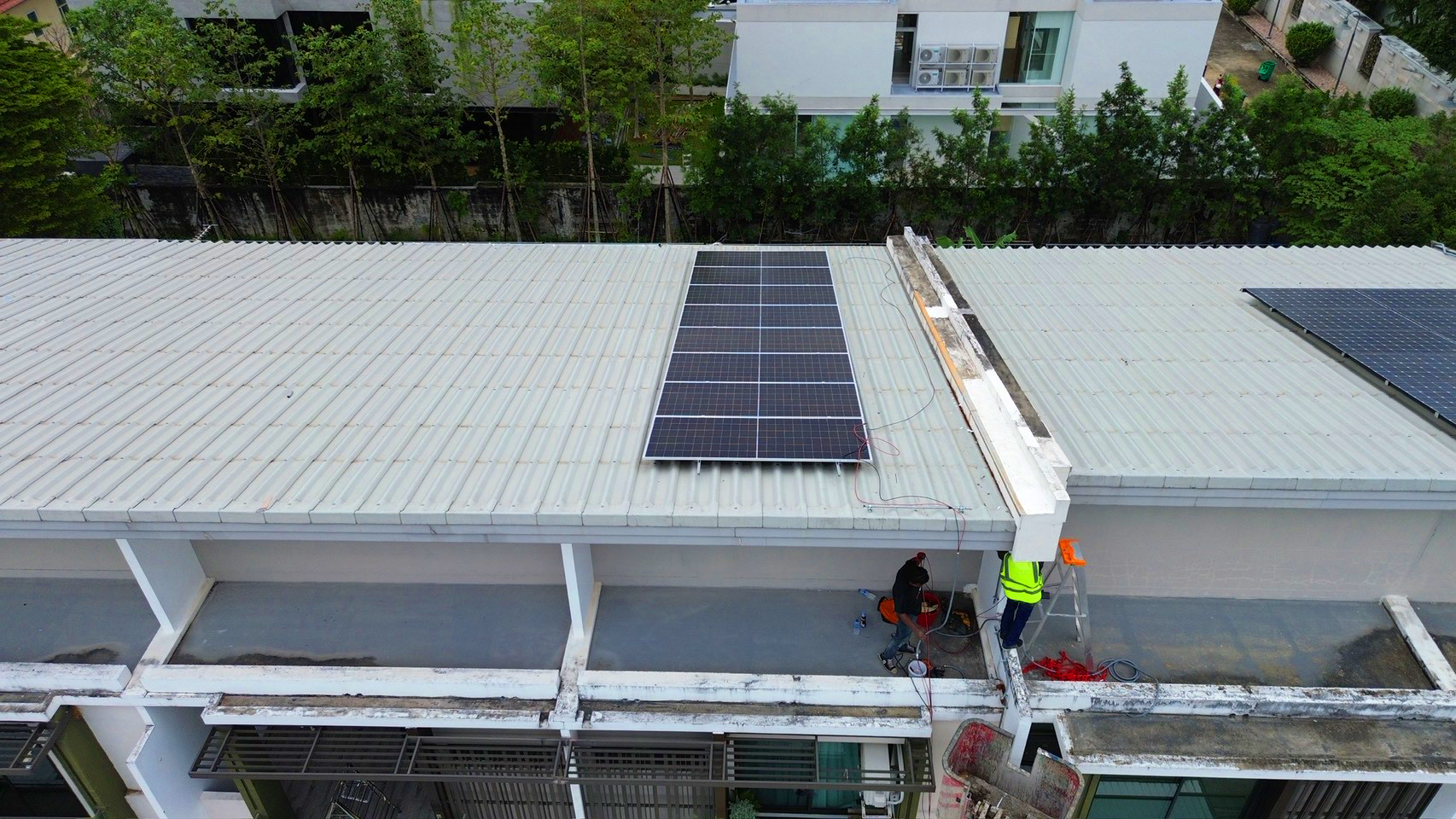 แผงโซล่าเซลล์บนหลังคา สมุทรปราการ